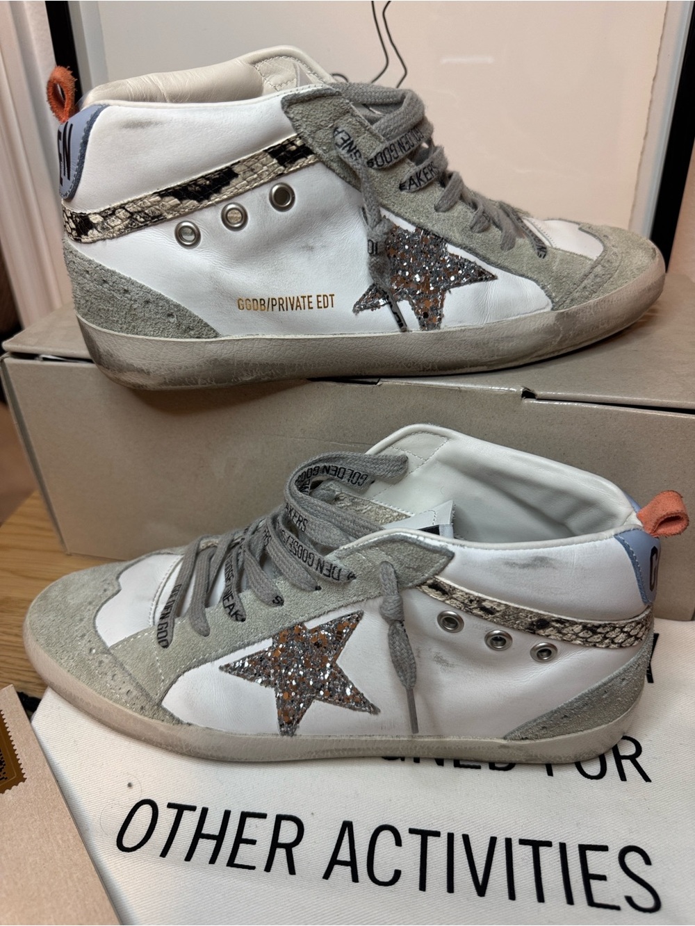 SSENSE Exclusive Golden Goose Midstar Suede Leather Silver Glitter Star